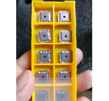 SEEN1203是一款采用巴爾查斯涂層生產(chǎn)工藝的精磨銑刀片