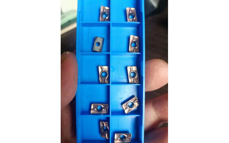 株洲湘冶古銅色1604/1135銑削刀片助您輕松應(yīng)對不銹鋼和調(diào)質(zhì)料加工！